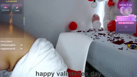 tiffany online show from February 2025 01:10:01 AM