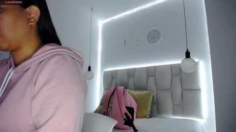 tiffany online show from February 2025 08:11:02 PM