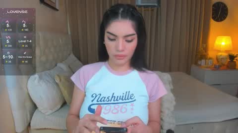 Tiffany online show from February 2026 07:45:02 PM