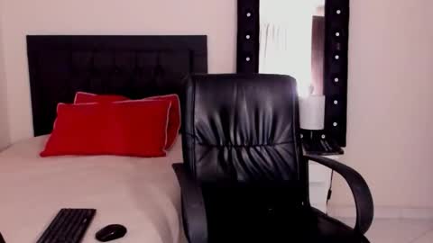 VAL online show from March 2026 09:31:02 PM