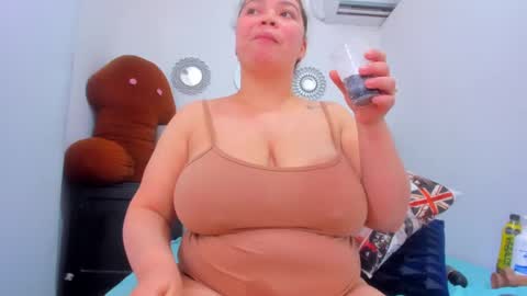 tiffany  online show from February 2025 04:33:01 PM