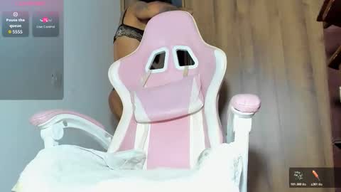  Tiffany  online show from October 2025 02:12:02 AM