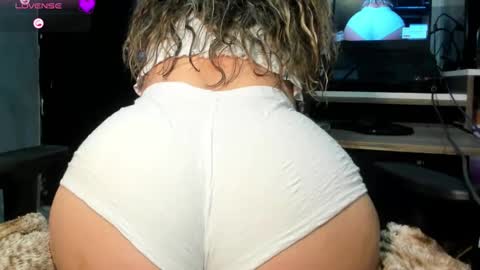 tiffany theressa online show from September 2025 02:14:01 AM