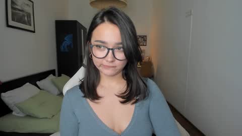  Tiffany  online show from December 2024 09:48:01 PM