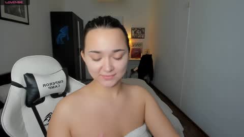  Tiffany  online show from December 2024 09:43:02 AM