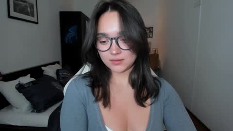  Tiffany  online show from December 2024 08:43:01 PM