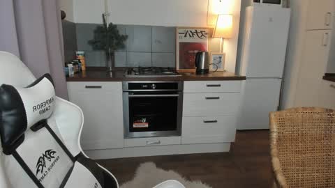  Tiffany  online show from January 2025 01:05:02 PM