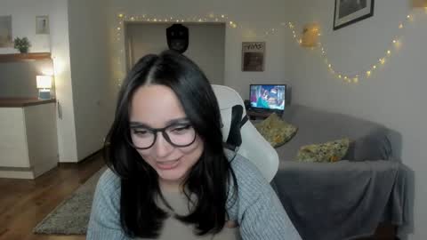  Tiffany  online show from January 2025 03:44:01 PM