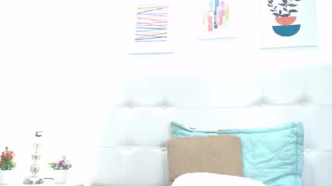 Snapshot of tiffanyfox_1 chatting on March 2025 03:04:01 PM Tifanny Fox online show from March 2025 03:04:01 PM