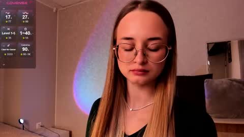 Tiffany online show from November 2025 01:17:02 PM