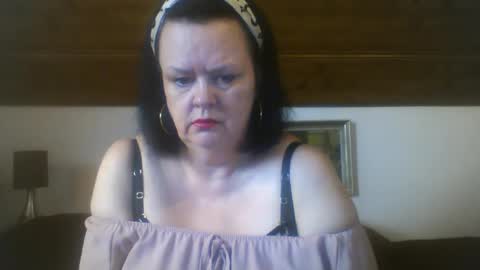 TiffanyMature online show from September 2025 07:54:01 AM