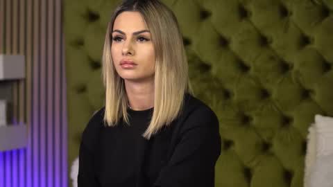 Ilaria online show from September 2025 06:18:01 AM