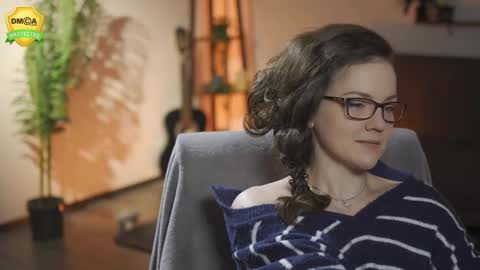 tiffanyriox online show from February 2026 12:48:01 AM