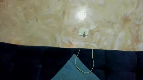 Tiffany online show from October 2025 12:30:01 AM