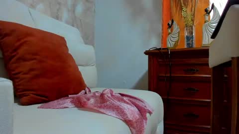 Snapshot of tiffanystone_ chatting on May 2026 01:28:01 PM Tiffany online show from May 2026 01:28:01 PM