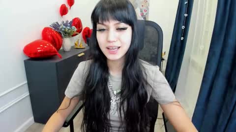 tiffanyyoun online show from February 2026 12:12:01 PM