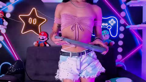 Snapshot of tiffvalentinee_ chatting on February 2025 08:28:02 PM Tiffany online show from February 2025 08:28:02 PM