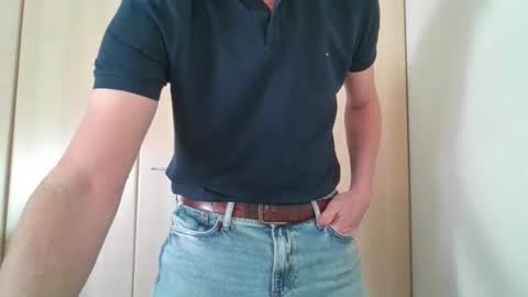 tigerjow941808 online show from November 2025 12:00:02 PM