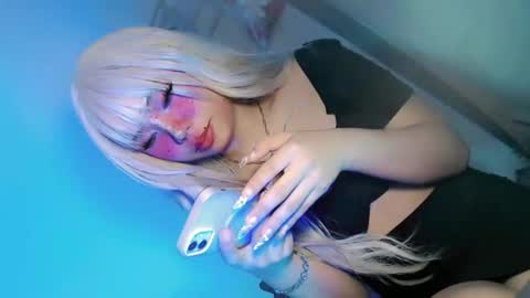 tight_elliana online show from April 2026 09:53:01 PM