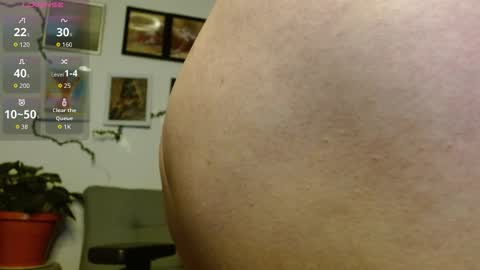 Tiina hz online show from October 2025 12:52:02 AM