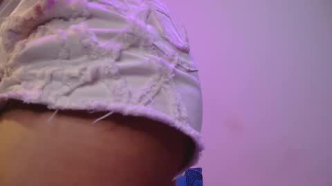Snapshot of tiiny_emiily chatting on April 2026 01:12:01 AM TIINY Special show when it reaches 10000 flowers online show from April 2026 01:12:01 AM
