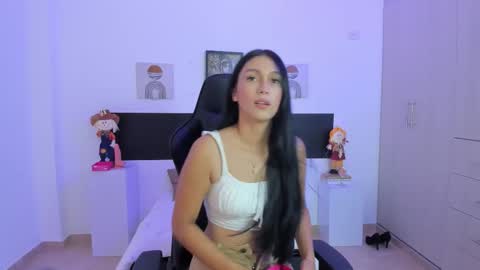 Tiny  online show from November 2025 11:20:02 AM