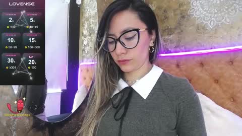 TILA TEQUILA online show from February 2025 12:25:02 PM