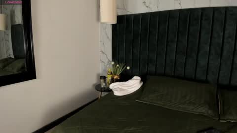 Tim Fox online show from November 2025 12:05:02 PM