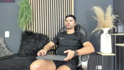 Tim online show from March 2025 06:58:02 PM