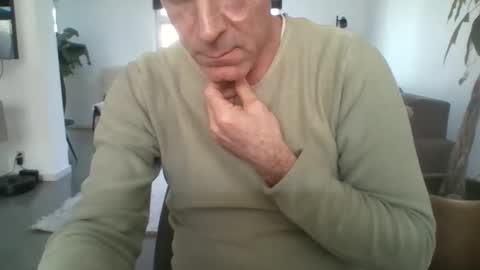 Snapshot of times20 chatting on March 2026 10:32:01 AM times20 online show from March 2026 10:32:01 AM