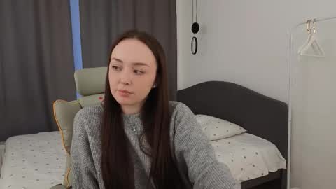 Mia online show from March 2026 01:16:01 PM