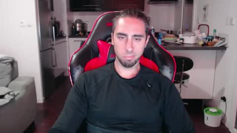 Snapshot of timmoo3 chatting on October 2025 08:22:02 PM Tim online show from October 2025 08:22:02 PM