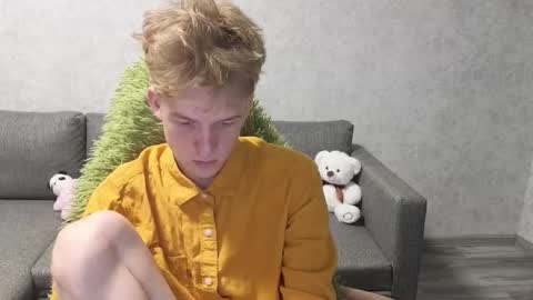 Timmy online show from September 2025 03:45:01 PM