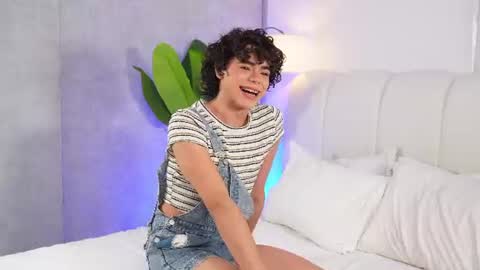 Snapshot of timmyshy chatting on June 2026 11:46:01 PM timmyshy online show from June 2026 11:46:01 PM