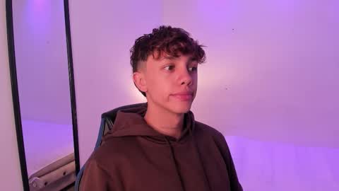 Timothy 21 years old online show from December 2025 08:36:02 PM