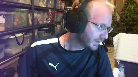 timtimmyyyy online show from September 2025 12:24:02 AM