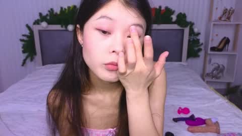 tina__kim online show from December 2024 04:42:02 AM