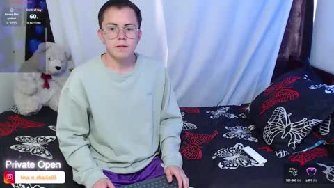 Tina N Charlie online show from September 2025 01:23:02 PM