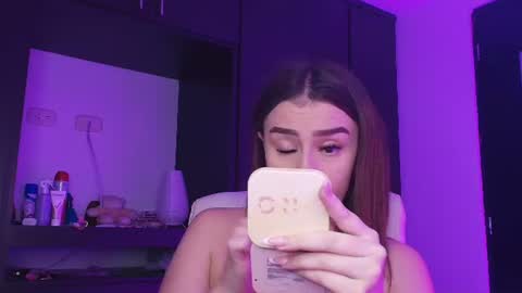Snapshot of tinaajones_ chatting on June 2026 01:58:01 AM Tina online show from June 2026 01:58:01 AM