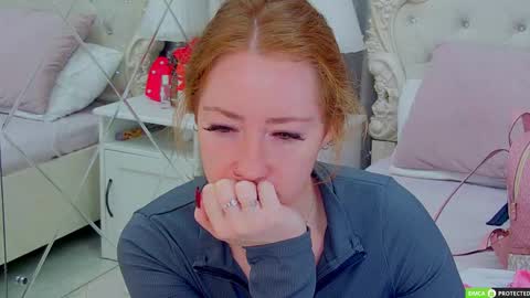 Tina online show from December 2025 03:33:01 AM