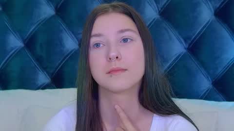 TinaBurton online show from November 2025 04:34:02 AM