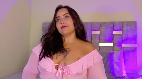 tinacurv online show from December 2025 11:47:02 PM