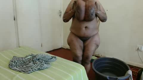 tinagiant online show from January 2025 08:00:02 AM