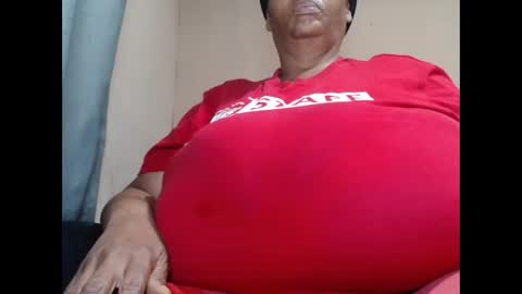 tinagiant online show from November 2025 01:06:01 PM