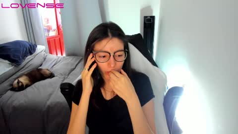 Tina online show from February 2025 07:17:02 PM