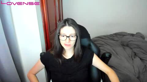 Tina online show from September 2025 07:58:02 PM