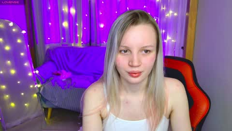 tinasiner online show from January 2025 01:48:02 PM