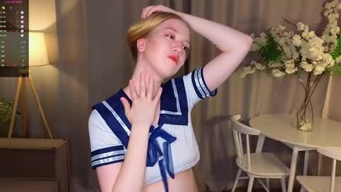 Snapshot of tinastevenson chatting on October 2025 09:26:02 PM Annie online show from October 2025 09:26:02 PM