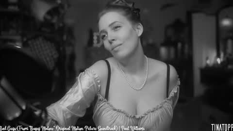 Snapshot of tinatopp chatting on October 2025 02:12:01 AM Tina - online show from October 2025 02:12:01 AM