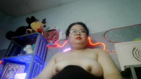 Snapshot of tini_bei chatting on June 2026 04:05:02 PM tini_bei online show from June 2026 04:05:02 PM